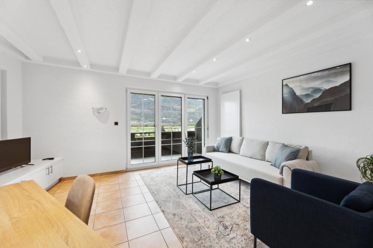 Sonniges Apartment Mit Traumhaftem Bergblick Buchs  Exterior photo